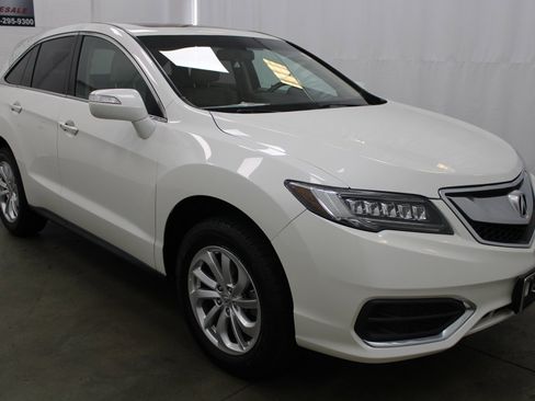 Used 2017 Acura RDX FWD image 3