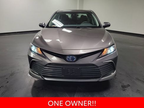 Used 2023 Toyota Camry LE FWD image 3
