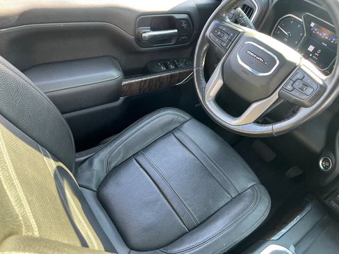 Used 2022 GMC Sierra 2500 Denali AWD/4WD image 17