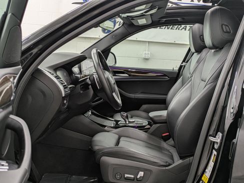 Used 2023 BMW X3 xDrive30i image 3