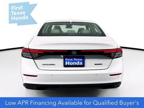 Used 2025 Honda Accord EX-L image 8