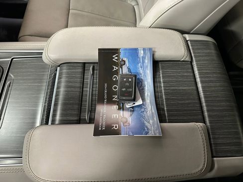 Certified 2024 Jeep Wagoneer Series III AWD/4WD image 48