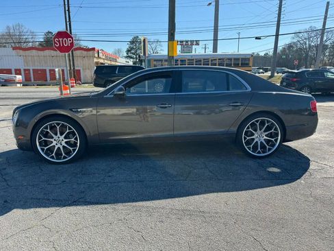 Used 2014 Bentley Flying Spur W12 image 2