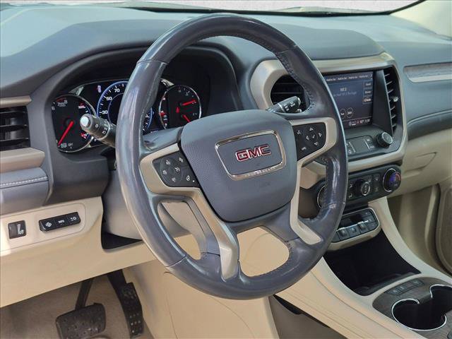 Used 2021 GMC Acadia Denali w/ Denali Technology Package FWD image 9