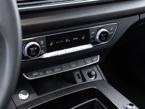 Certified 2025 Audi Q5 2.0T Premium Plus w/ Premium Plus Package image 15