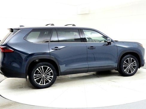 New 2026 Toyota Grand Highlander AWD Hybrid image 6