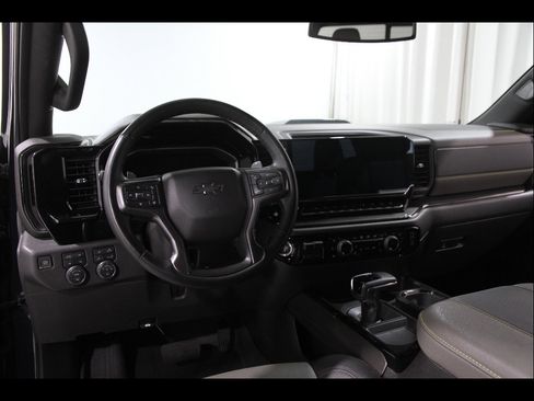 Certified 2023 Chevrolet Silverado 1500 ZR2 AWD/4WD image 7