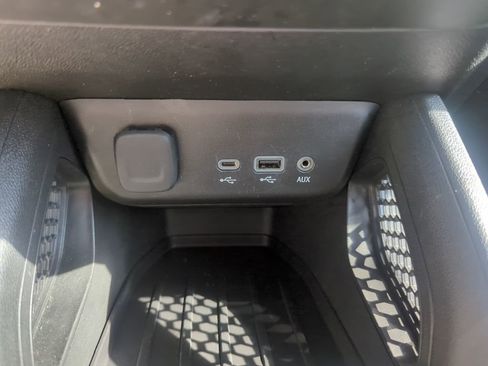 Certified 2023 Chevrolet TrailBlazer LS image 25