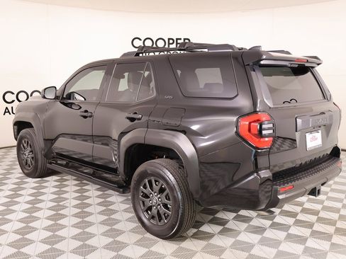 Used 2025 Toyota 4Runner SR5 image 21