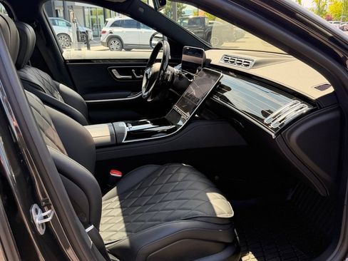 Used 2024 Mercedes-Benz S 580 4MATIC Sedan image 28