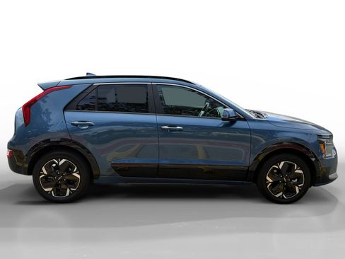Certified 2023 Kia Niro Wave FWD image 6