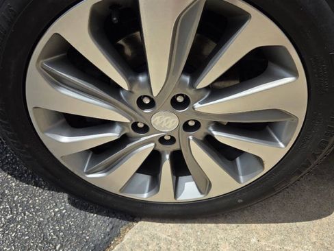 Used 2017 Buick Encore Preferred FWD image 5