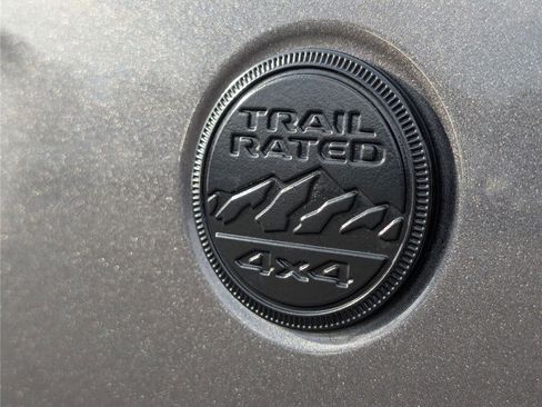 Used 2021 Jeep Wrangler Unlimited Sahara image 41