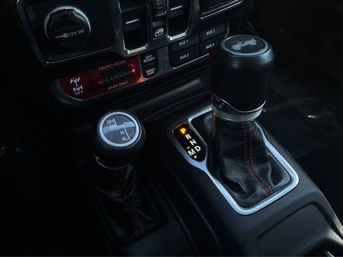 Used 2021 Jeep Wrangler Unlimited Rubicon image 27