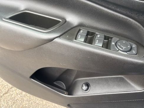 Used 2022 Chevrolet Equinox LT image 23