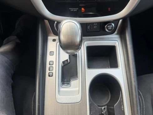 Used 2018 Nissan Murano SV AWD/4WD image 21