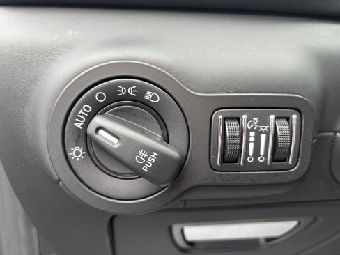 Used 2022 Maserati Ghibli Modena Q4 image 23