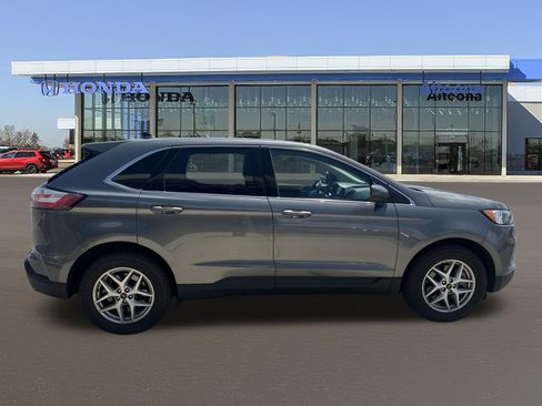 Used 2023 Ford Edge SEL AWD/4WD image 5