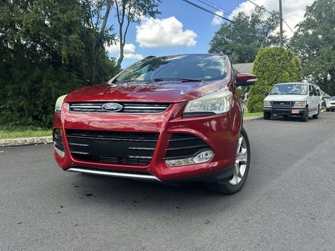 Used 2013 Ford Escape SEL AWD/4WD image 2