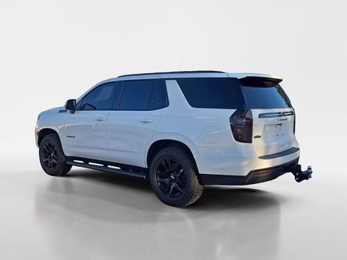 Used 2024 Chevrolet Tahoe Z71 w/ Luxury Package AWD/4WD image 3