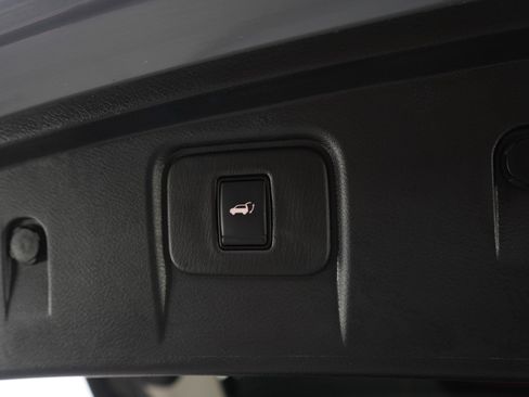 Used 2023 Nissan Murano SL image 12