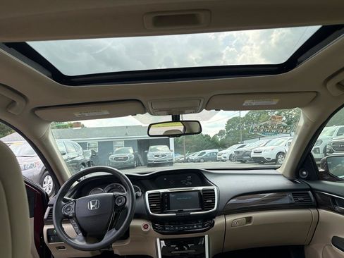 Used 2016 Honda Accord EX-L image 16