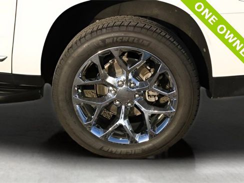 Used 2021 GMC Yukon XL Denali image 8