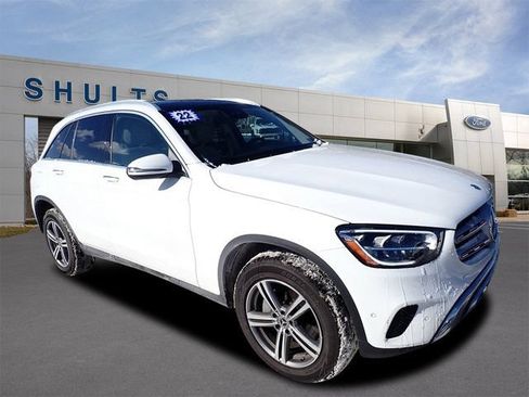 Used 2022 Mercedes-Benz GLC 300 4MATIC image 4