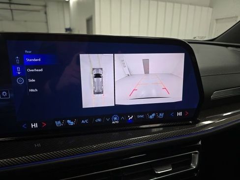 New 2026 Chevrolet Traverse High Country image 15