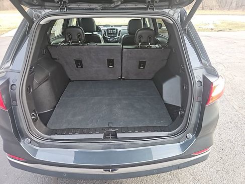 Used 2018 Chevrolet Equinox Premier image 27