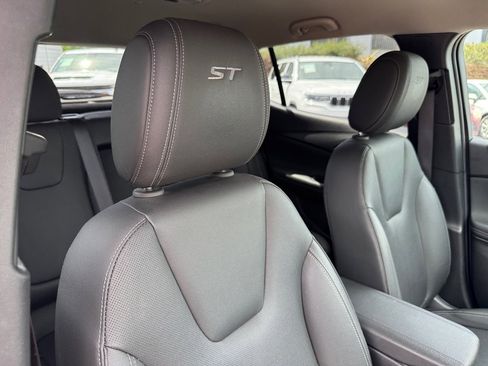 Used 2024 Buick Encore GX Sport Touring w/ Comfort Package image 15