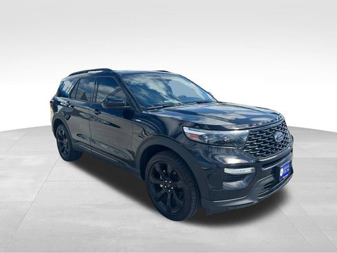 Used 2023 Ford Explorer ST-Line AWD/4WD image 4