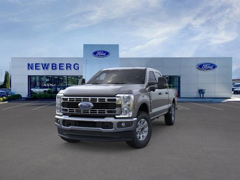 New 2025 Ford F250 XLT w/ 360-Degree Camera Package image 4