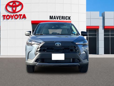 New 2026 Toyota Corolla Cross L FWD image 8
