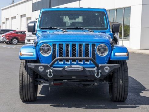 Used 2022 Jeep Wrangler Unlimited Sahara image 2