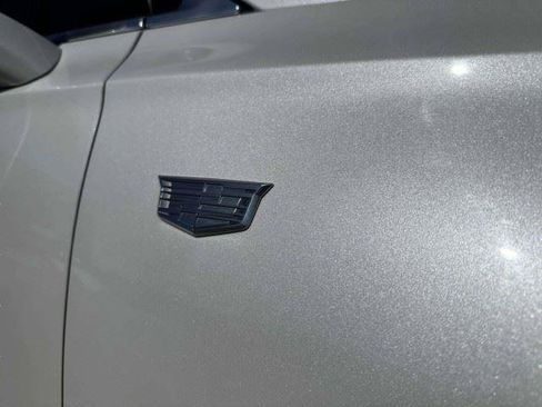Used 2023 Cadillac XT6 Luxury FWD image 11