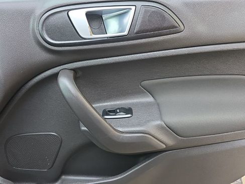 Used 2015 Ford Fiesta SE FWD image 20