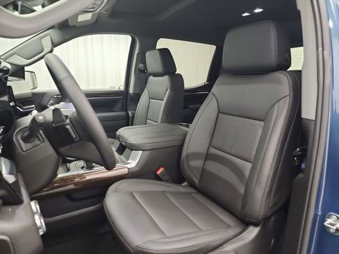 New 2026 GMC Sierra 1500 Elevation w/ Elevation Premium Package image 14