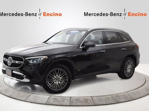Certified 2024 Mercedes-Benz GLC 300 image 1