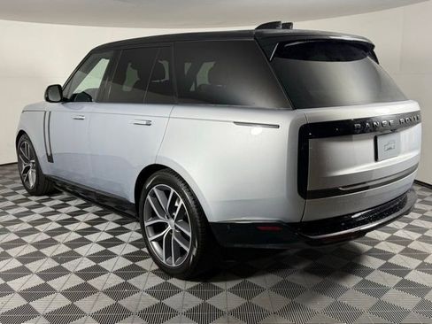 New 2025 Land Rover Range Rover SE image 5
