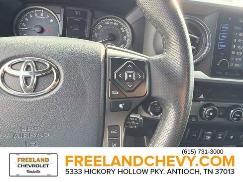 Used 2018 Toyota Tacoma TRD Off-Road image 28