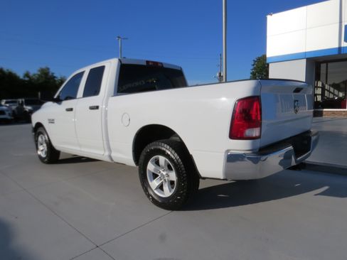 Used 2017 RAM 1500 Tradesman w/ Popular Equipment Group RWD image 3