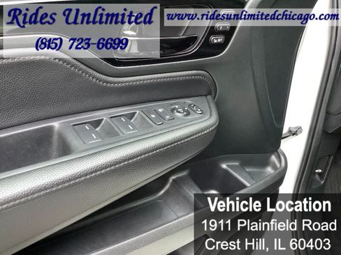 Used 2024 Honda Odyssey Touring image 16