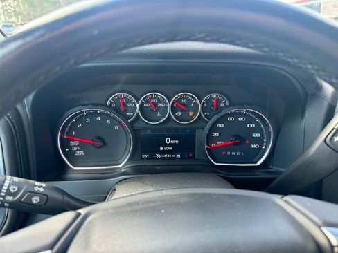 Used 2019 Chevrolet Silverado 1500 RST image 19