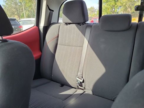 Used 2017 Toyota Tacoma SR5 image 4