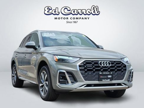 Used 2023 Audi Q5 2.0T Premium w/ Convenience Package AWD/4WD image 3