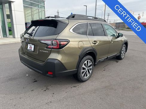 Certified 2025 Subaru Outback Premium AWD/4WD image 6