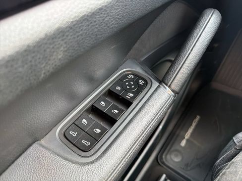 Used 2019 Porsche Cayenne AWD/4WD image 19
