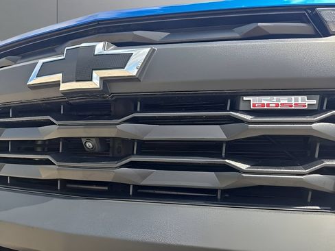 Used 2023 Chevrolet Colorado Trail Boss w/ Technology Package AWD/4WD image 28