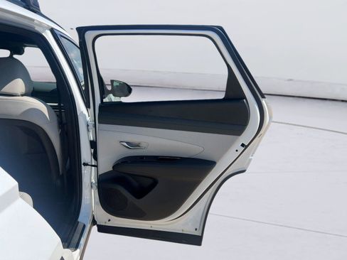 New 2026 Hyundai Tucson Limited FWD image 12